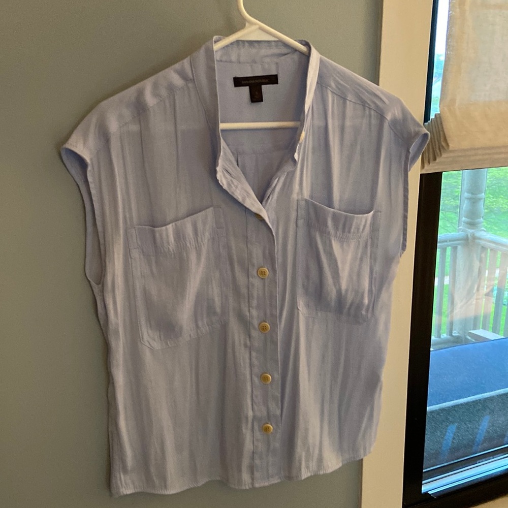 Banana Republic Sky Blue Short Sleeve Blouse - Small